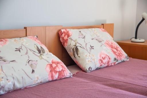 Lavish & Spacious Apt With Stunning Seaview, 10 Min Ath Airport Ártemida Kültér fotó